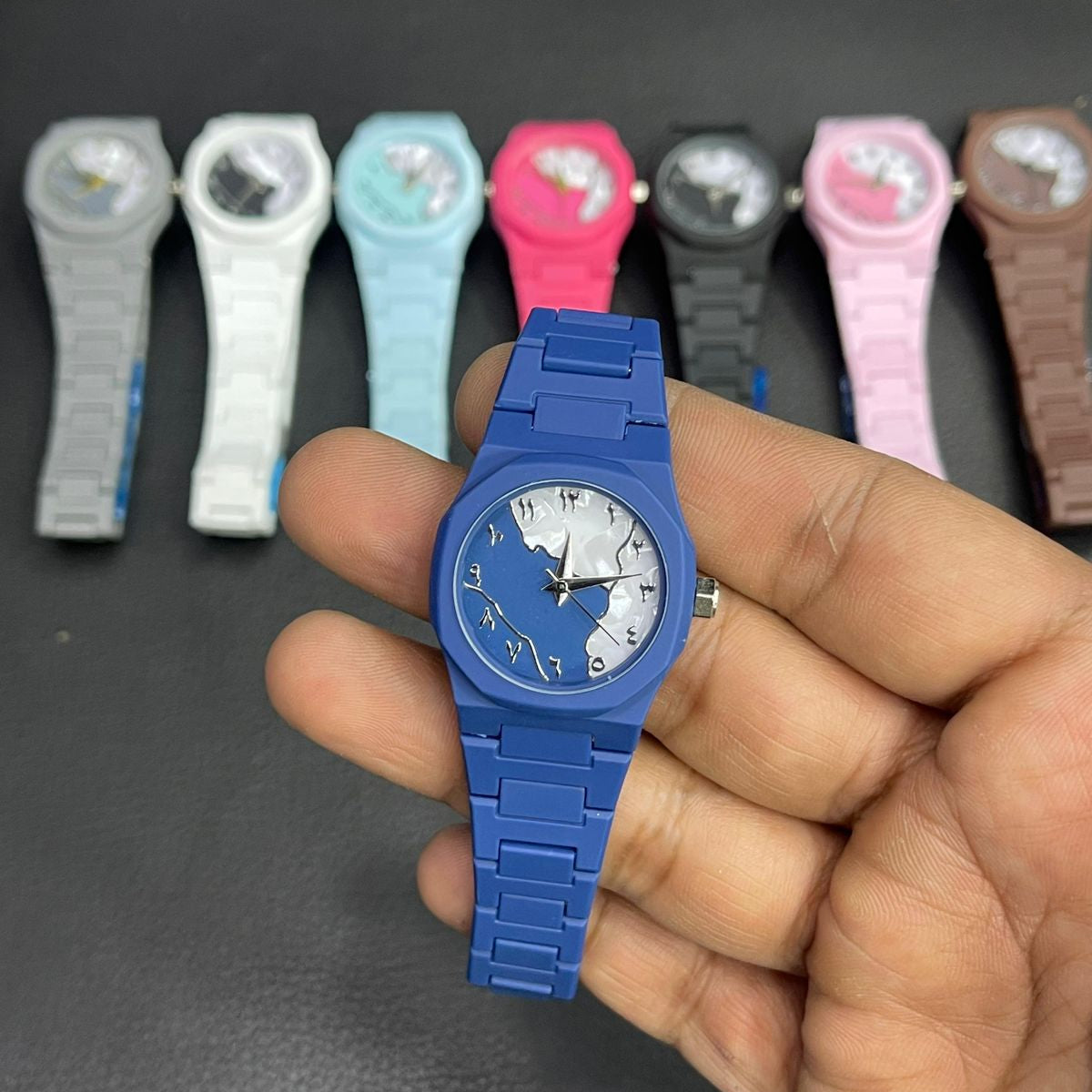 Mini Aura Watch Providing Elegant Design Comfortable Use Stylish Appearance And Everyday