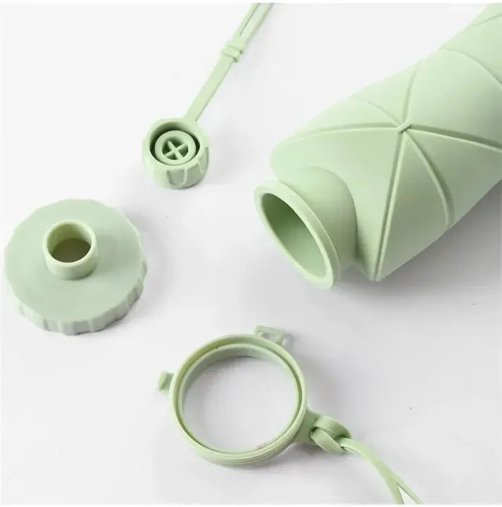 600ML Silicone Folding Bottle |Travel Bottle  (Random Color)