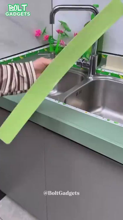 Silicone Sink Splash Guard with Suction Cups (size 14inch)