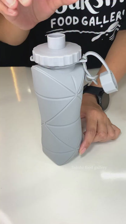 600ML Silicone Folding Bottle |Travel Bottle  (Random Color)